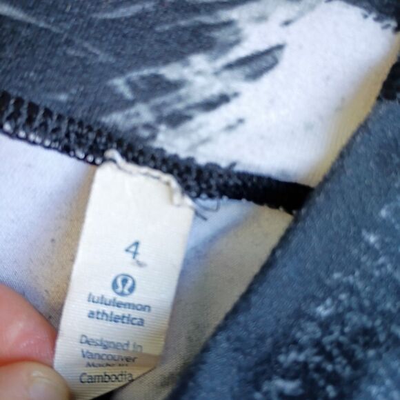 Lululemon Legging Under Pant Full-On Luon Roll Down Shady Palms Black White 4 - Picture 6 of 8
